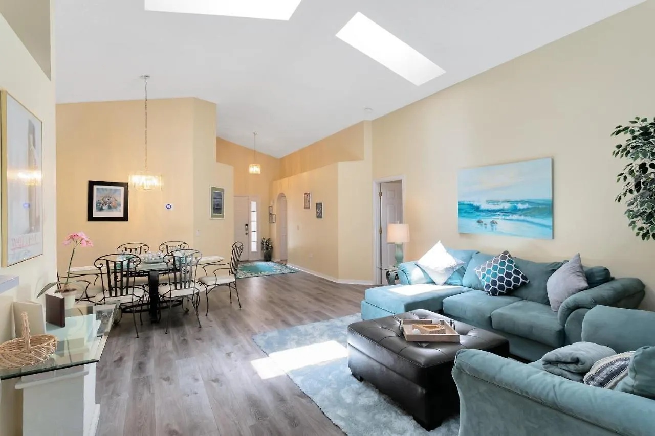 4 Bed Located In Davenport Only Minutes To Disney Villa