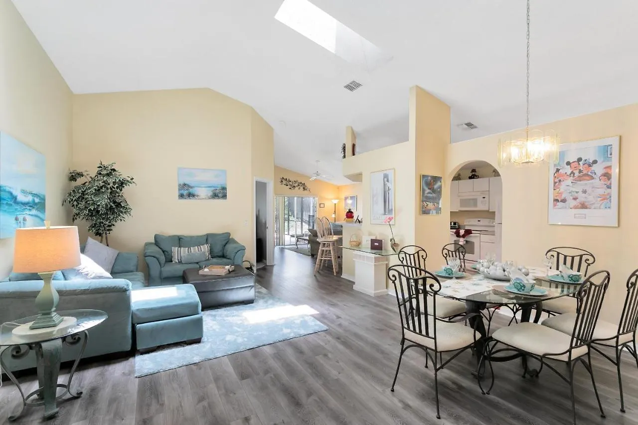 4 Bed Located In Davenport Only Minutes To Disney Villa