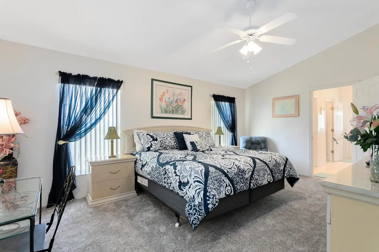 4 Bed Located In Davenport Only Minutes To Disney Villa