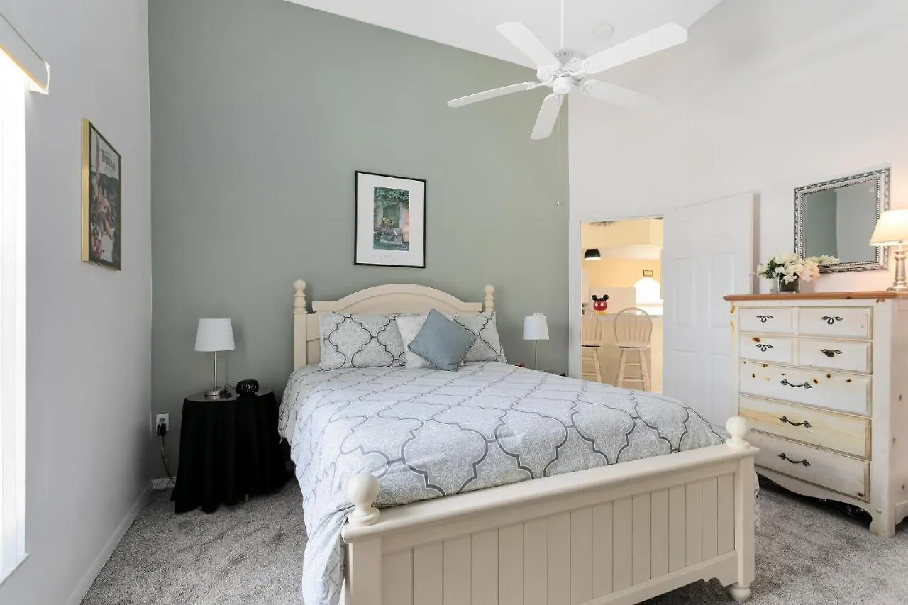 4 Bed Located In Davenport Only Minutes To Disney Villa
