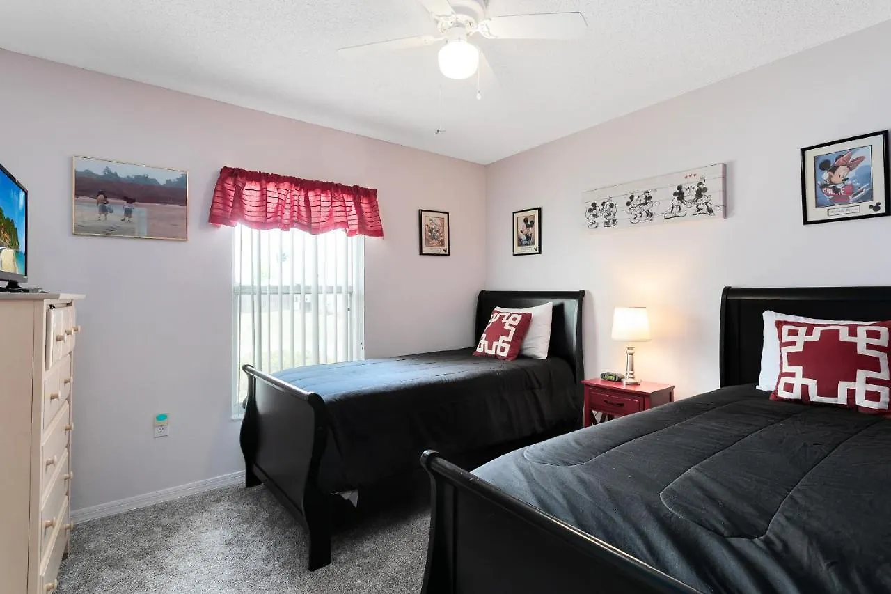 4 Bed Located In Davenport Only Minutes To Disney Villa