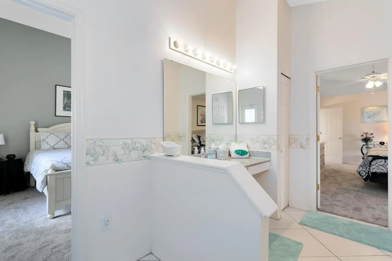4 Bed Located In Davenport Only Minutes To Disney Villa